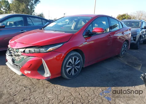 2017 Toyota Prius Prime Premium из США, поврежденный, VIN JTDKARFP2H3018217